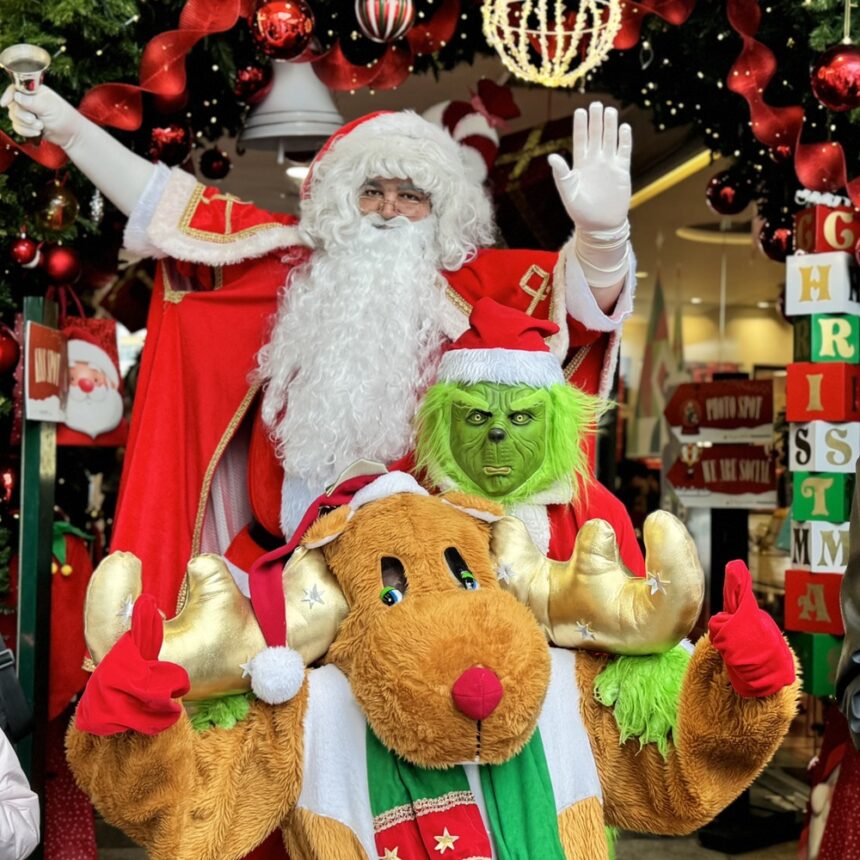 O Άγιος Βασίλης στο Talos Plaza